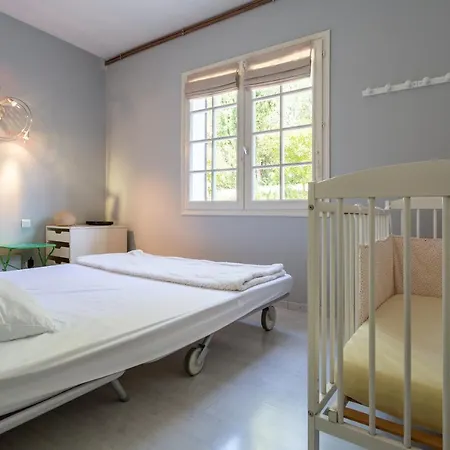 Les Romarins Tatil Evi *